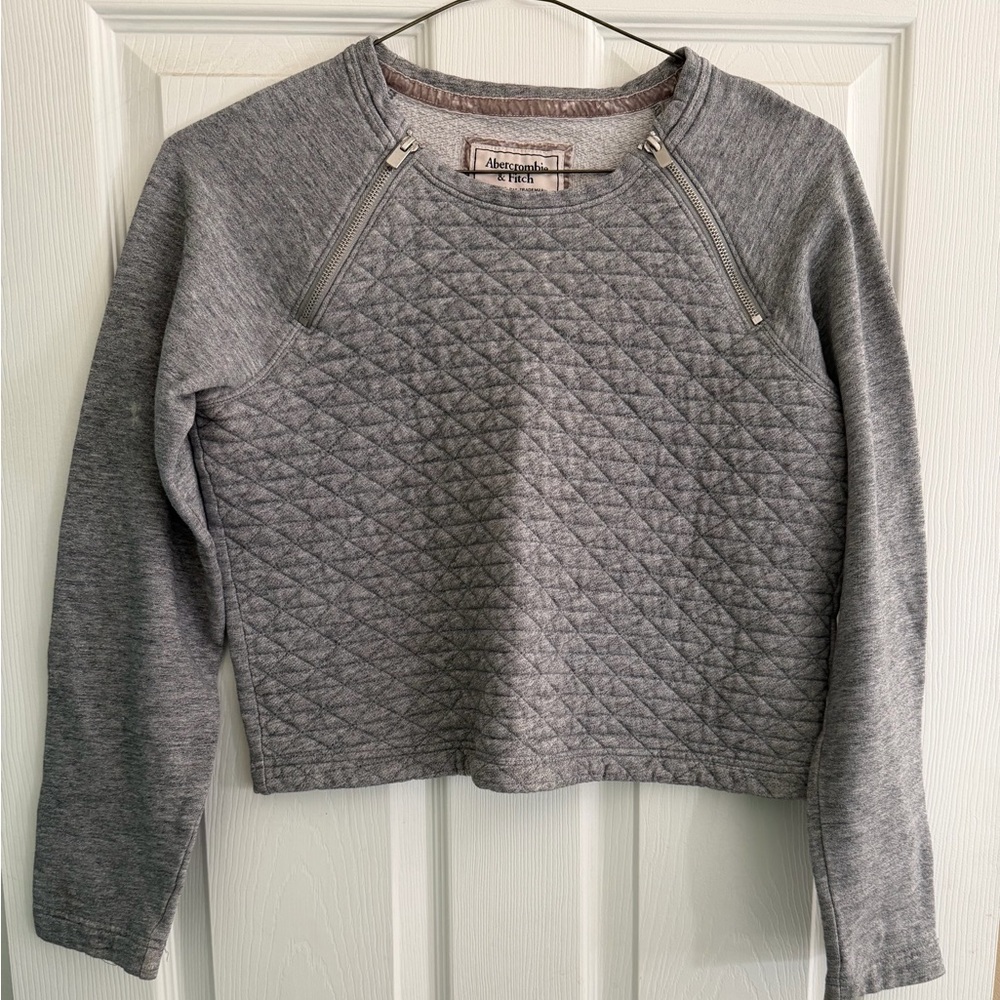 Abercrombie & Fitch Heather Gray Quilted Pullover